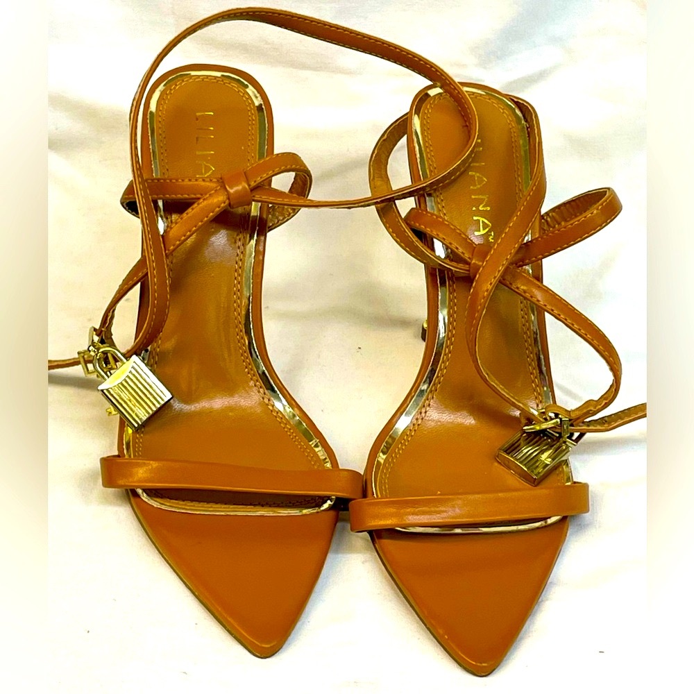 Liliana Tan brown Strappy Pointed-Toe Heels with gold padlock size 9